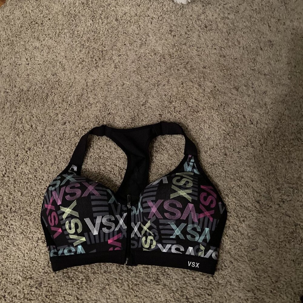NWOT VICTORIA'S SECRET VSX SPORT Womens Sports Bra Gym Workout 34 B